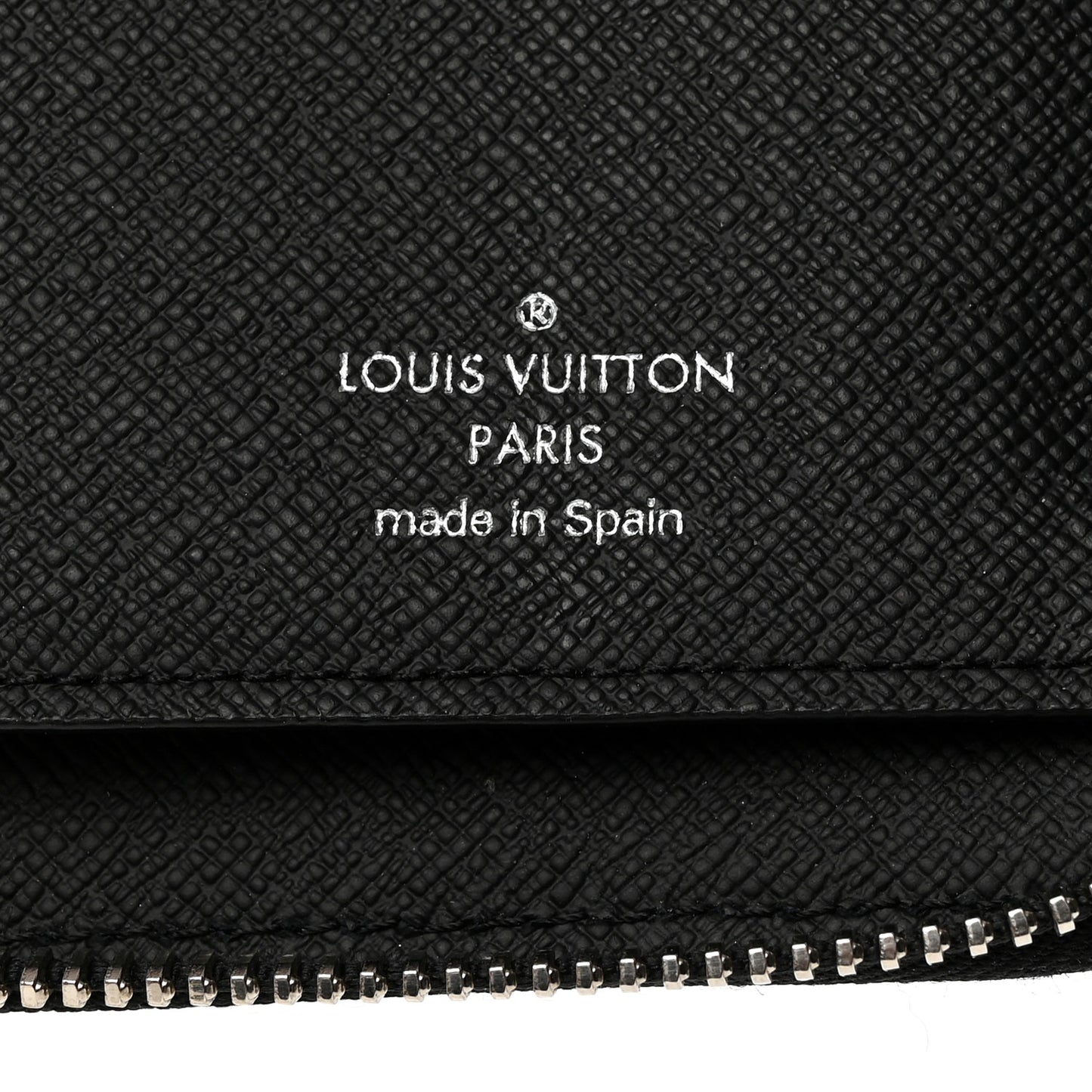 Epi Zippy Vertical Wallet Black