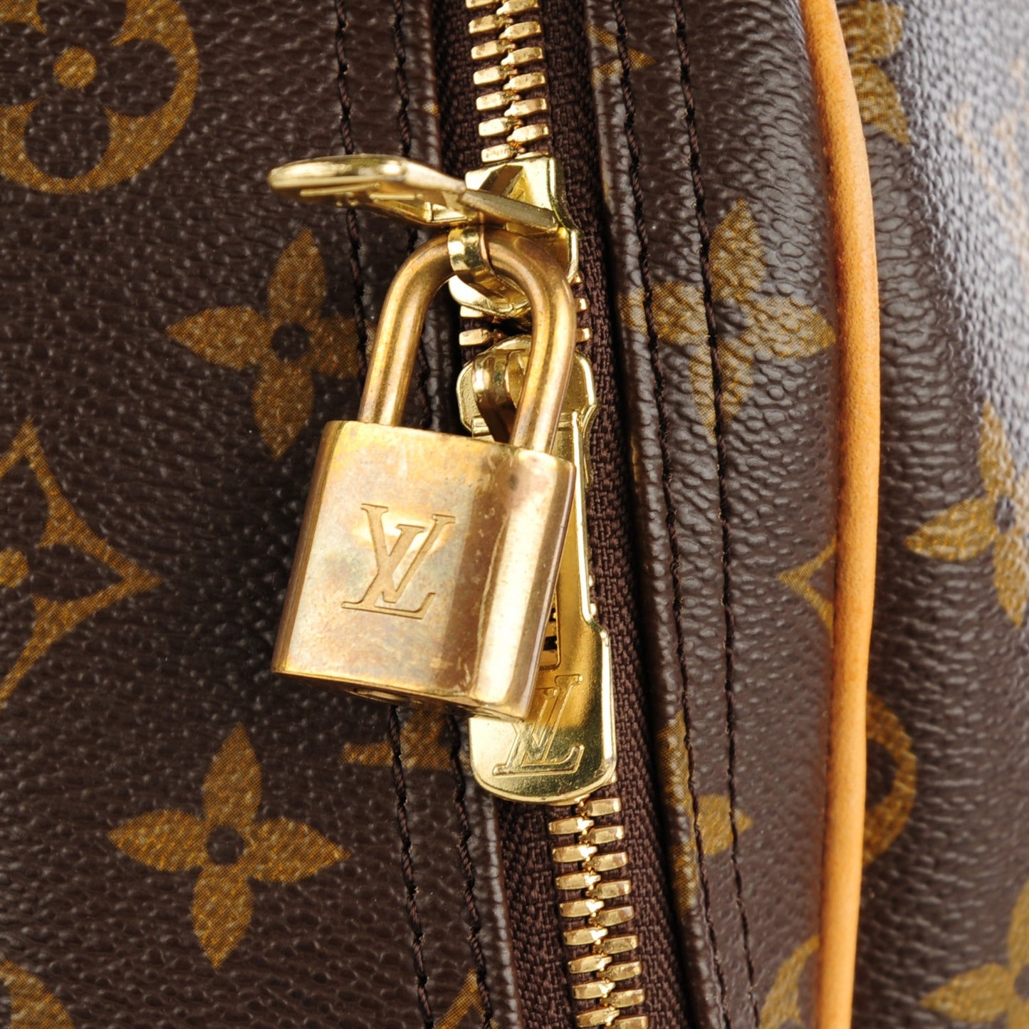 Monogram Alize 24 Heures