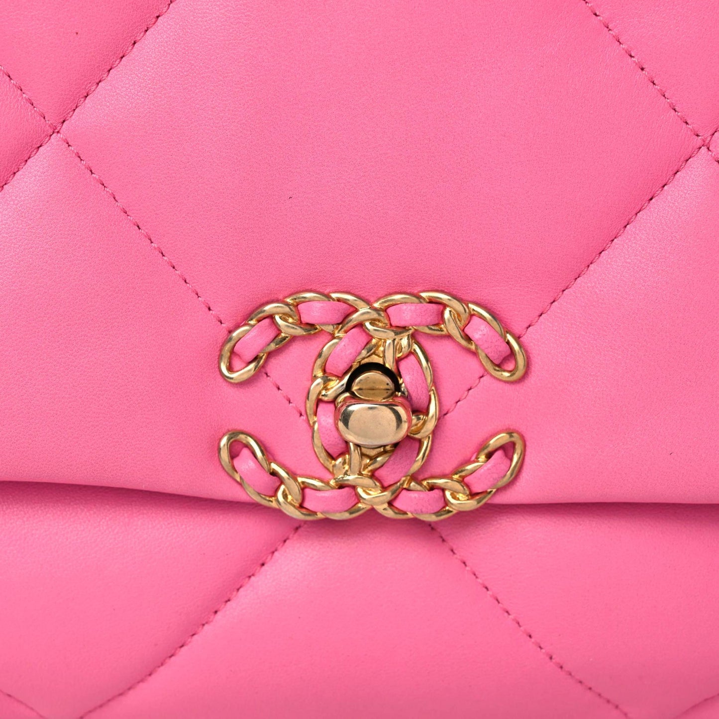 Lambskin Quilted Medium Chanel 19 Flap Pink