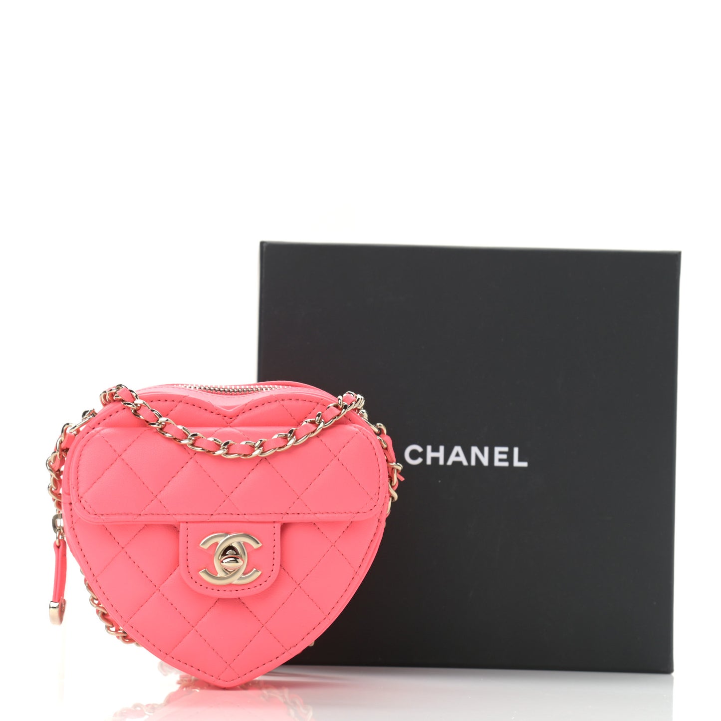 Lambskin Quilted CC In Love Heart Clutch With Chain Pink