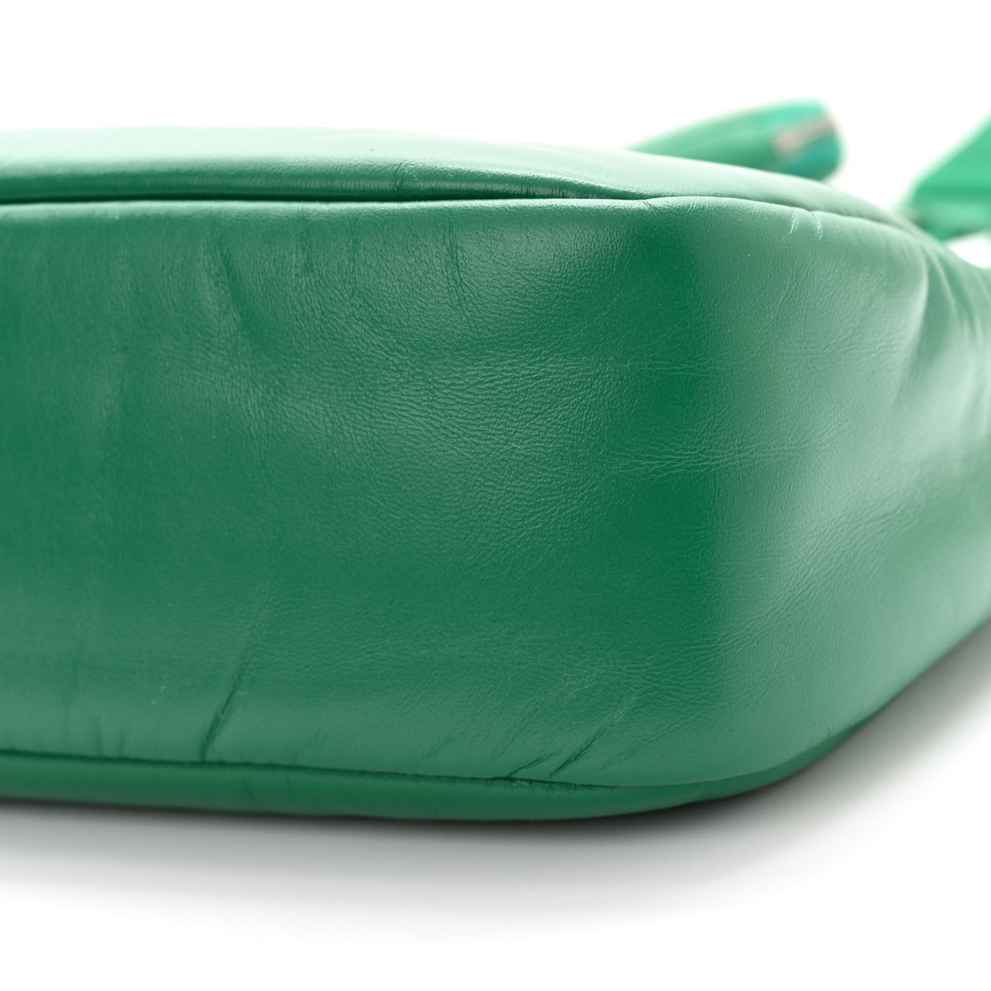 Nappa Soft Padded Re-Edition 2005 Shoulder Bag Mango