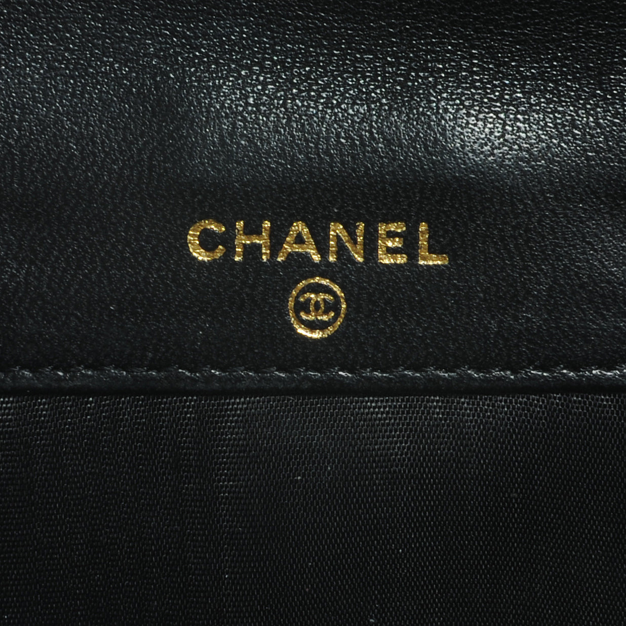 Chanel Caviar Compact CC Wallet Black 5 of 7