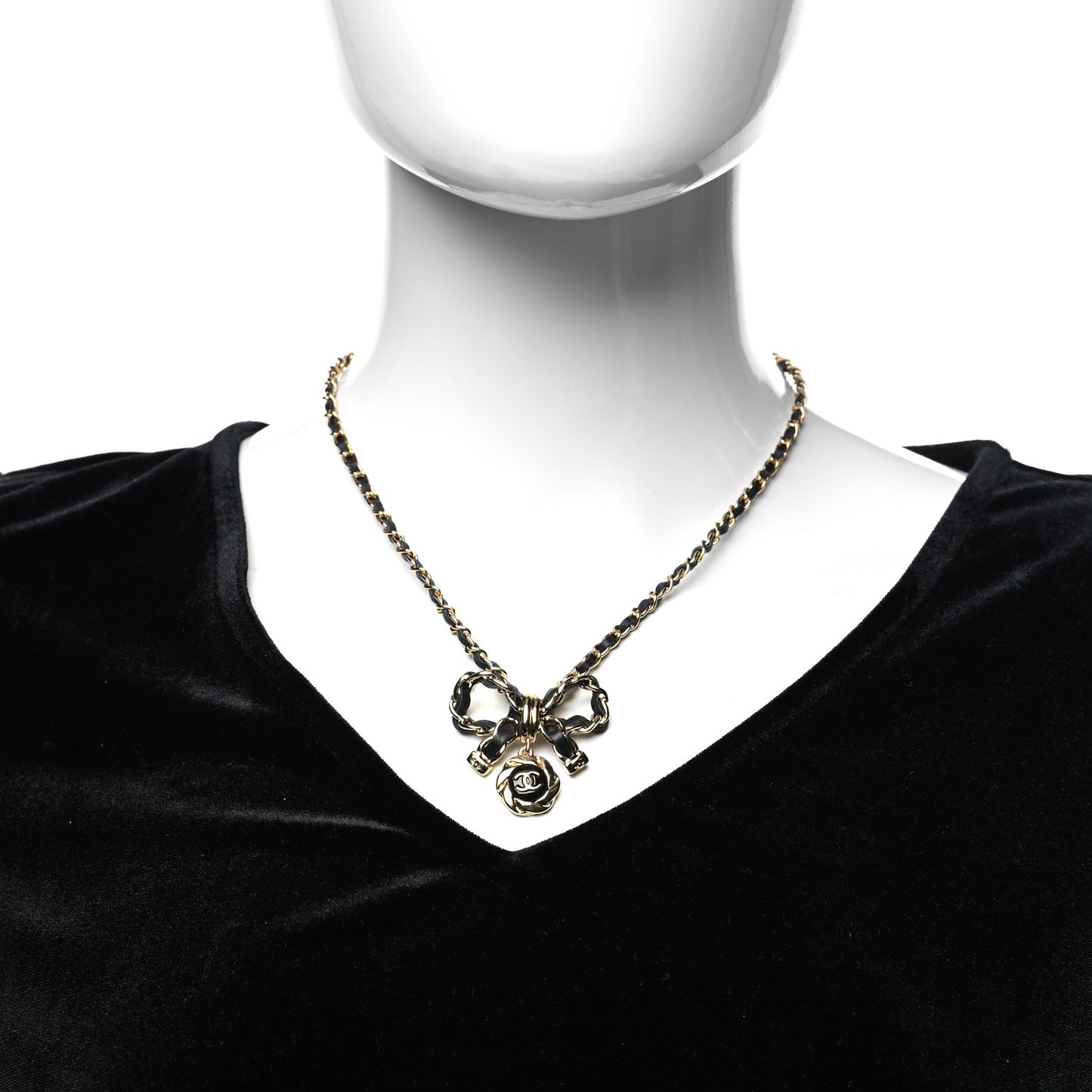 Metal Lambskin Chain CC Bow Necklace Black Gold