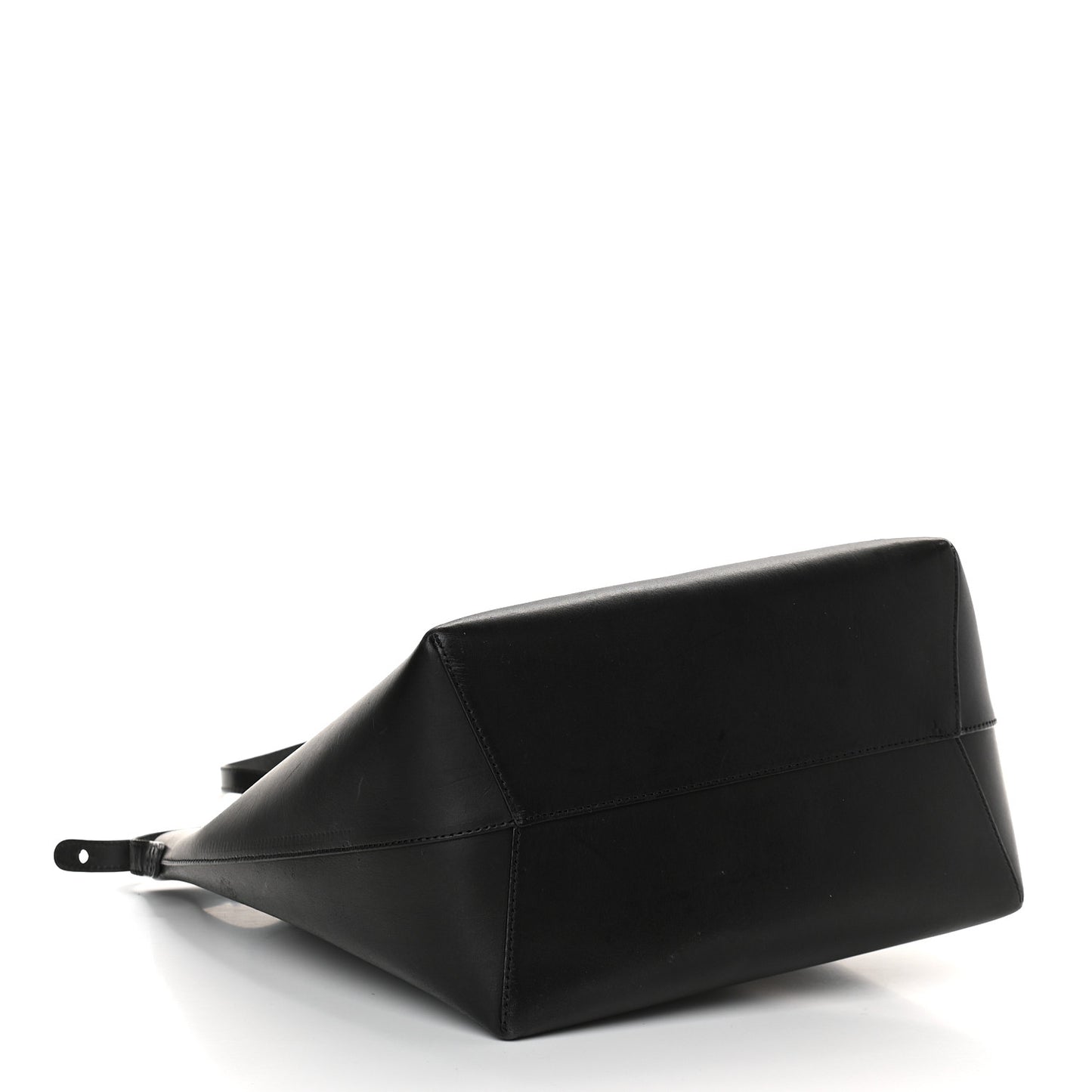 Vegetable Tanned Calfskin Bucket Bag Black Flamma