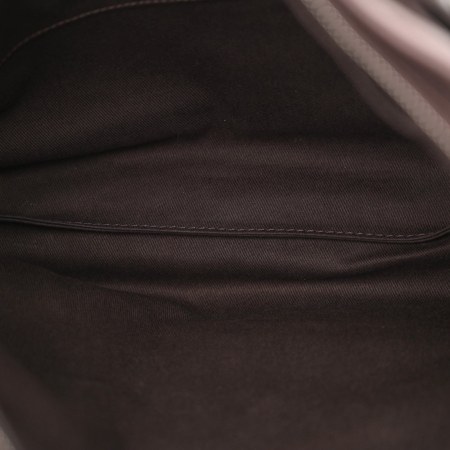 Caviar Large CC Tuck Tote Brown