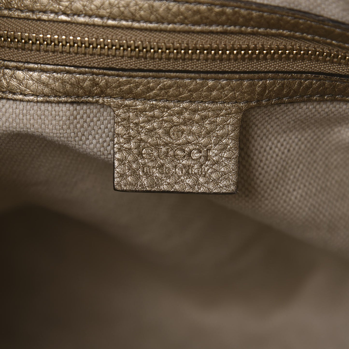 Metallic Pebbled Calfskin Medium Soho Chain Shoulder Bag Golden Beige