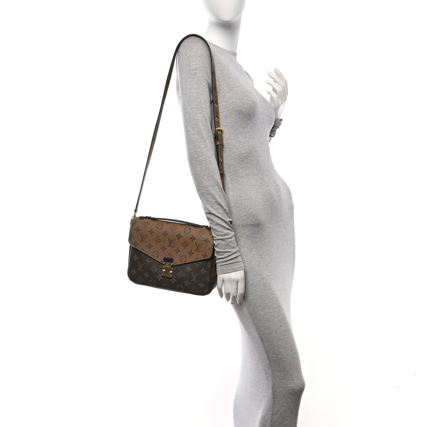 Reverse Monogram Pochette Metis