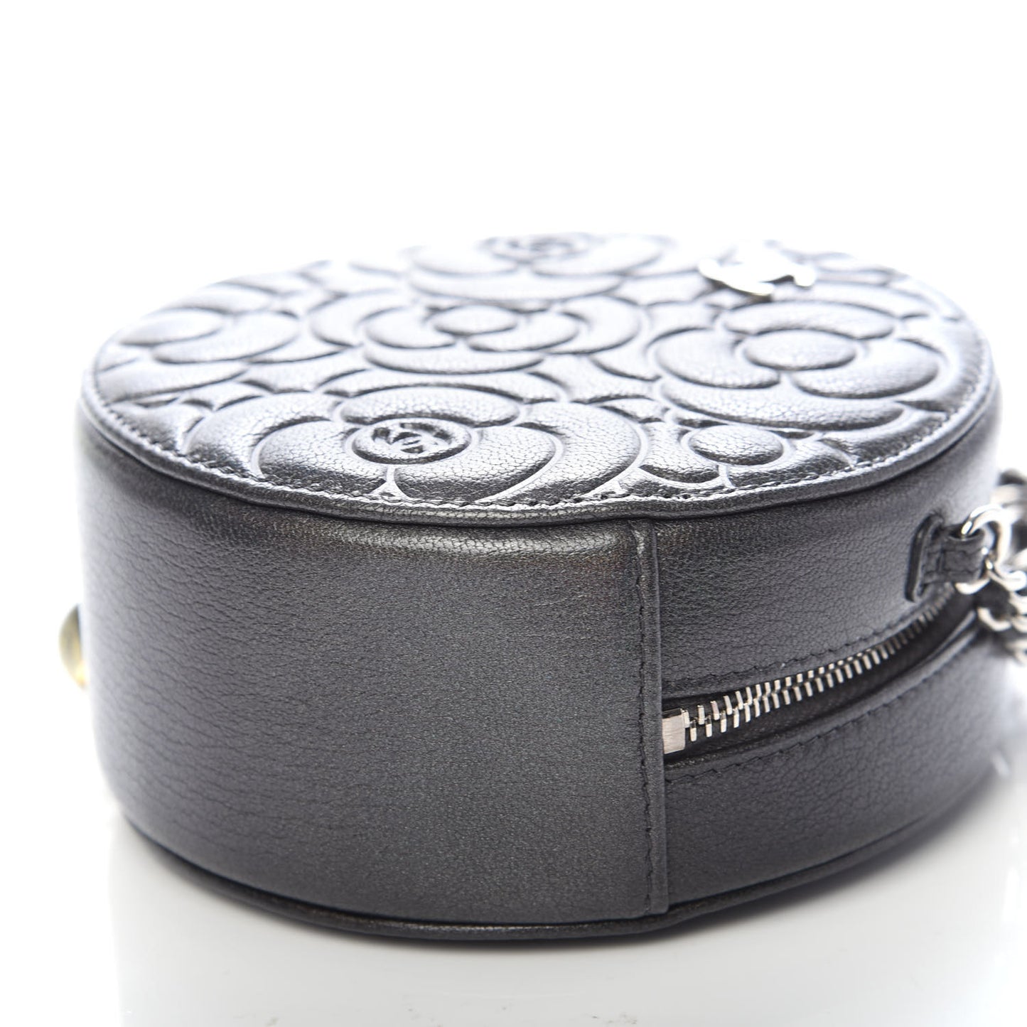 Goatskin Camellia Quilted Round Clutch With Chain Grey