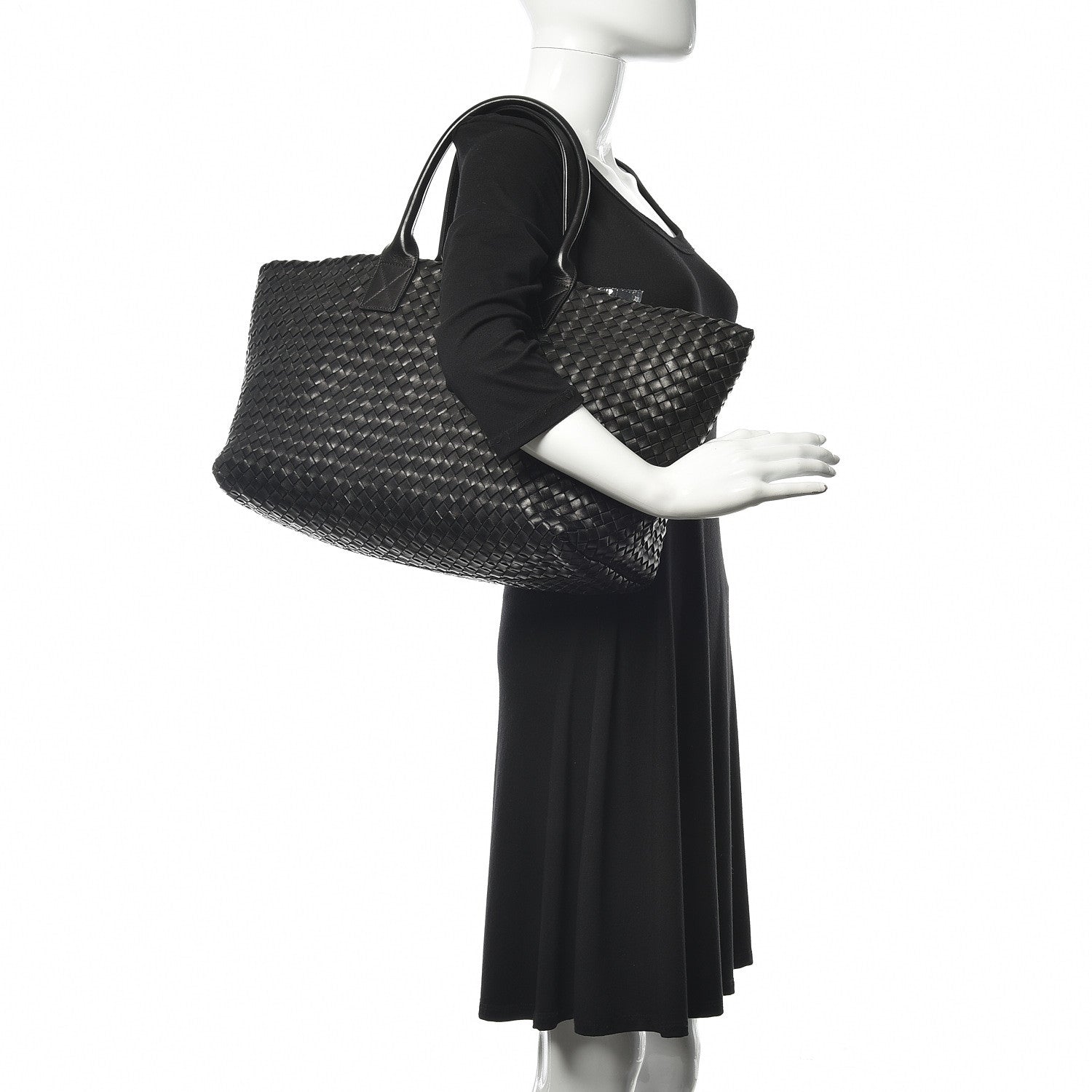 Bottega Veneta Nappa Intrecciato Medium Cabat Black 2 of 12