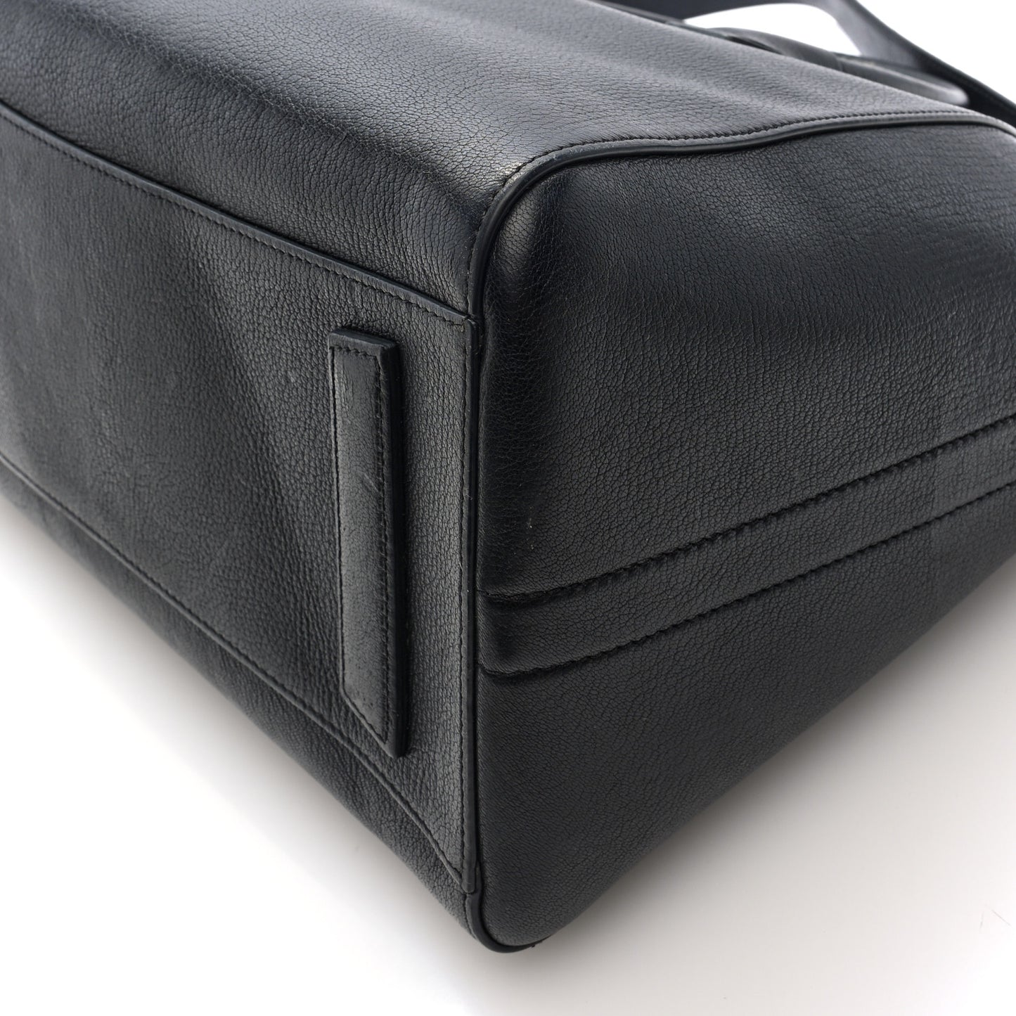 Sugar Goatskin Medium Antigona Black