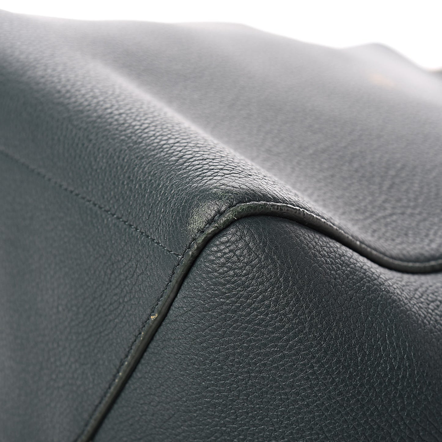 Soft Grained Calfskin Sangle Bucket Bag Amazone