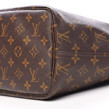 Louis Vuitton Monogram Neverfull MM 21 of 22