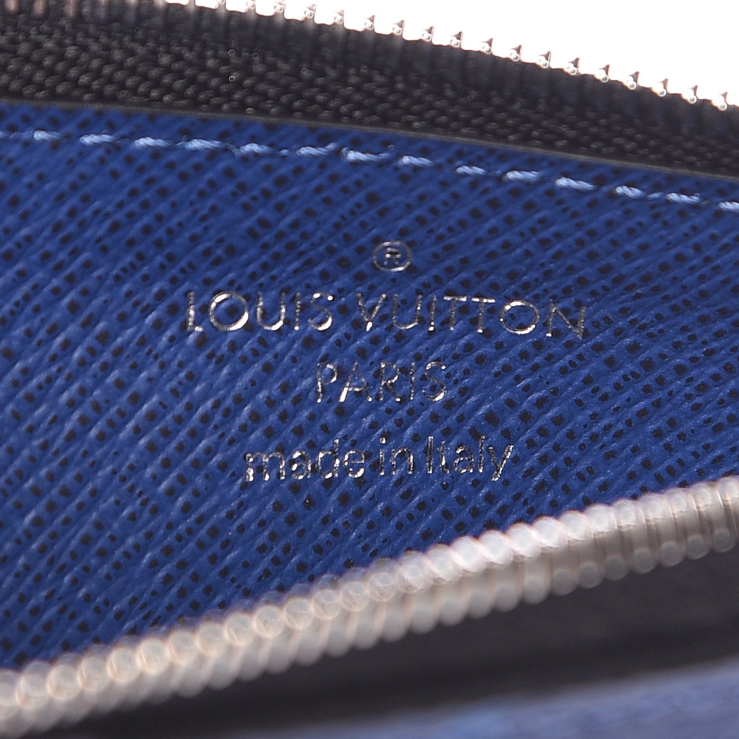 Louis Vuitton Monogram Taiga Coin Card Holder Cobalt 6 of 7