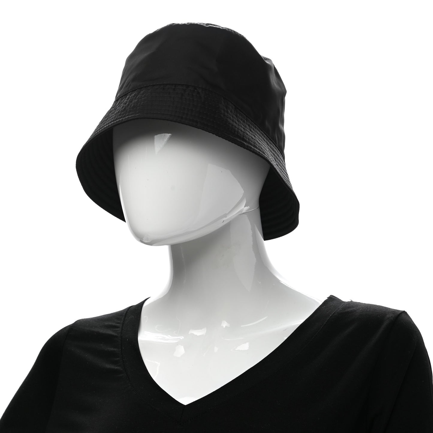 Re-Nylon Metal Triangle Logo Mens Bucket Hat L Black