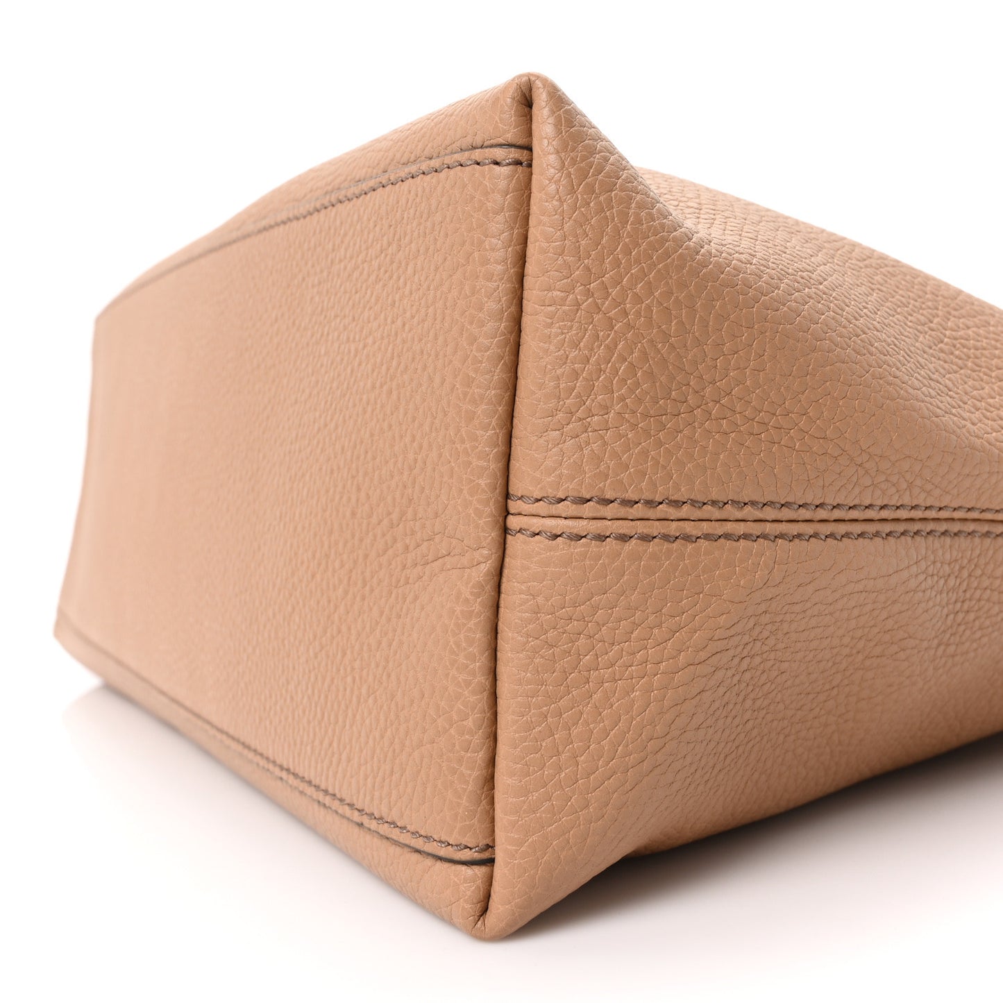 Pebbled Calfskin Medium Soho Chain Shoulder Bag Camelia