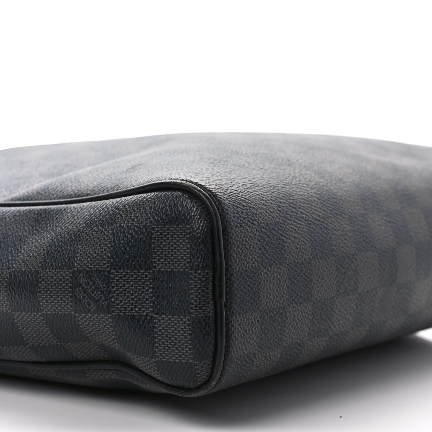 Louis Vuitton Damier Graphite Dayton Reporter MM 7 of 11
