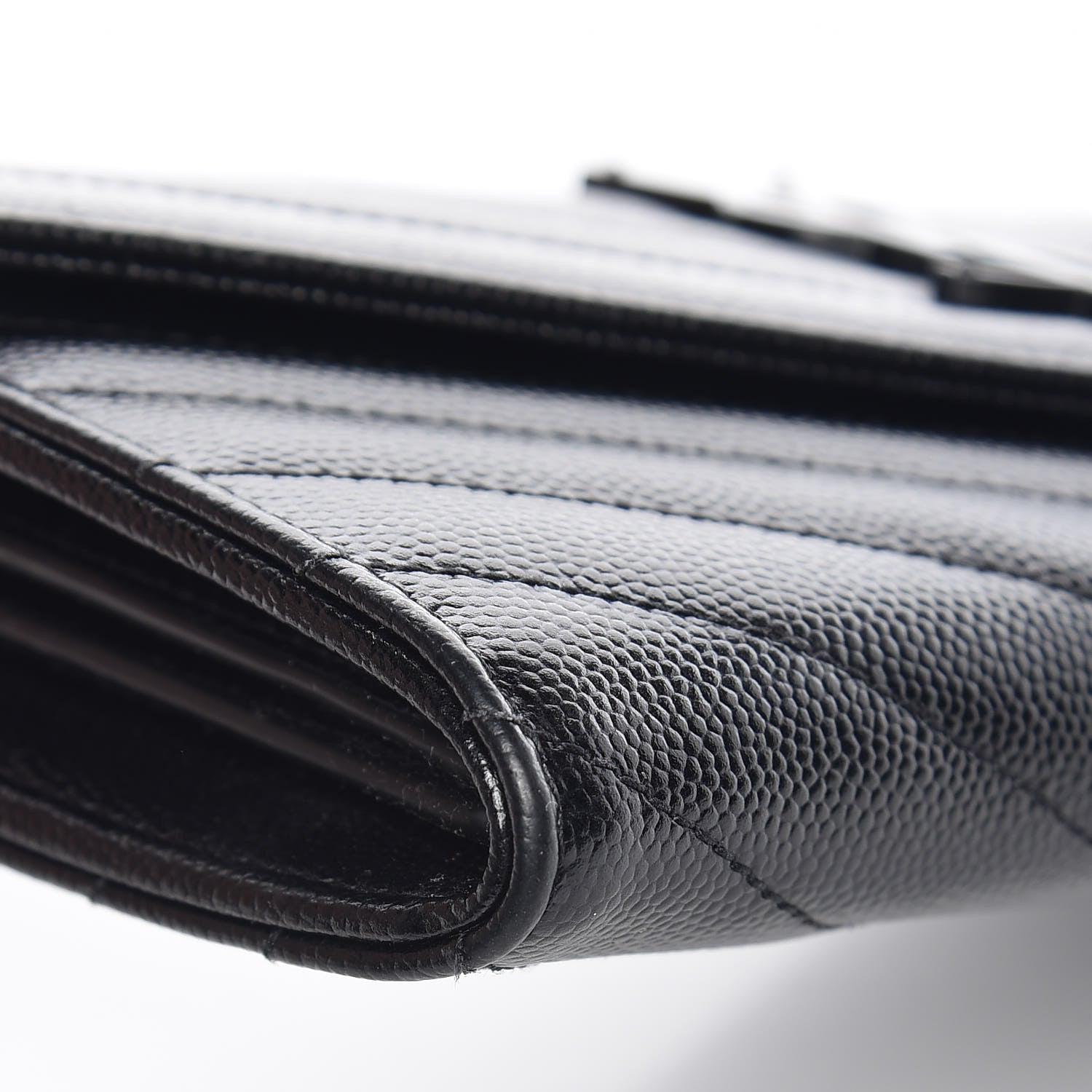 Saint Laurent Grain De Poudre Matelasse Chevron Monogram Flap Wallet Black 8 of 9