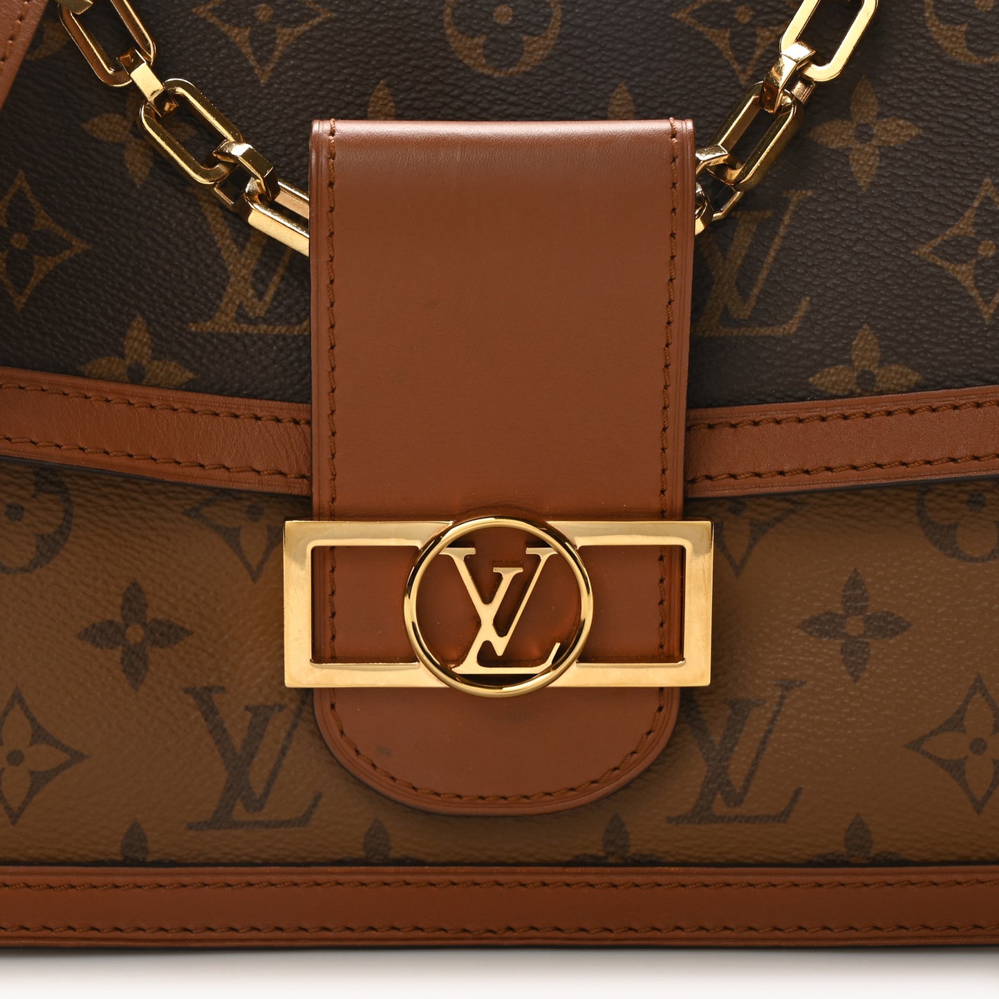 Reverse Monogram Dauphine MM