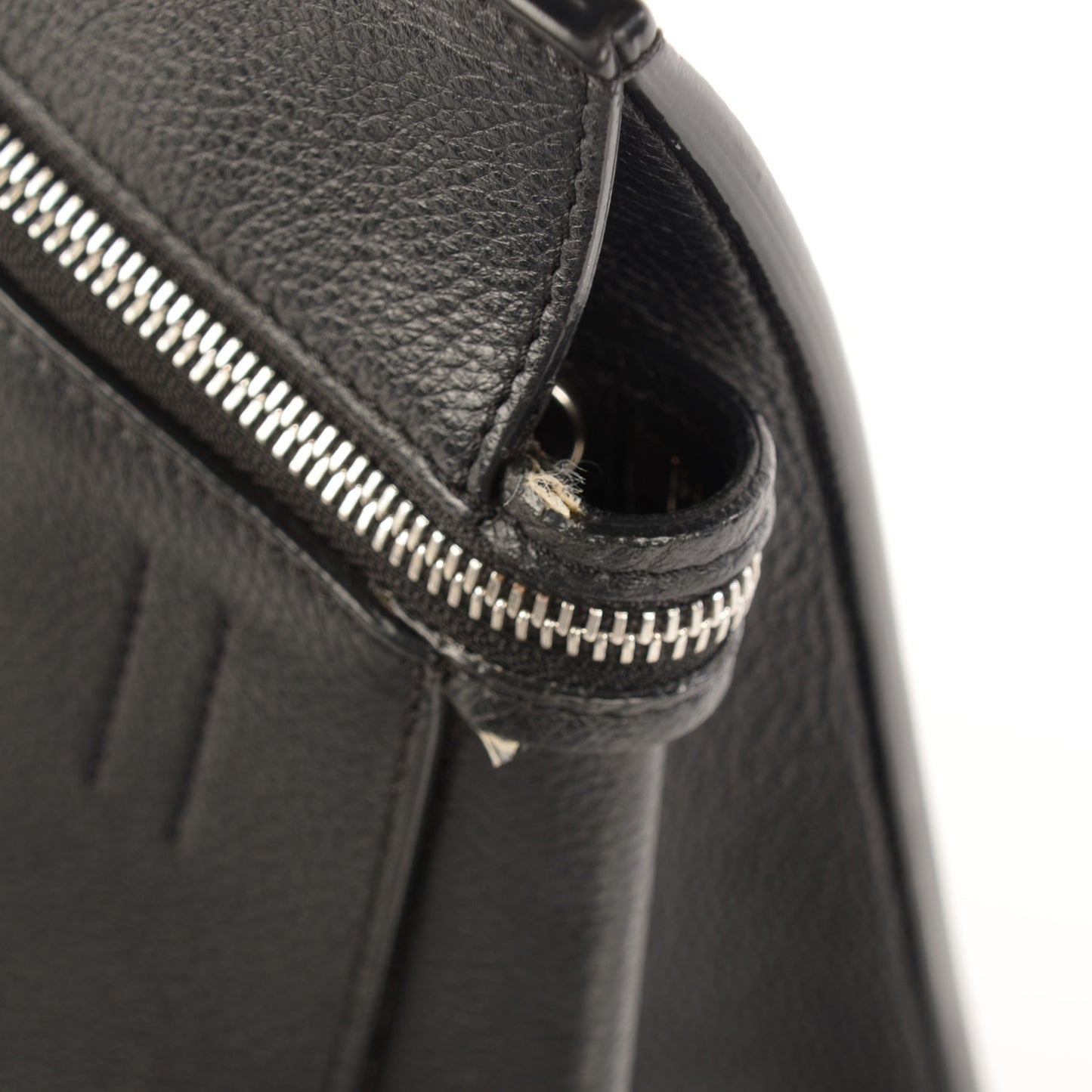 Calfskin Medium Edge Shoulder Bag Black