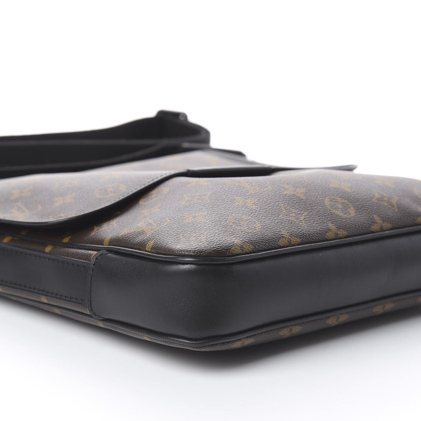 Monogram Macassar Bass MM