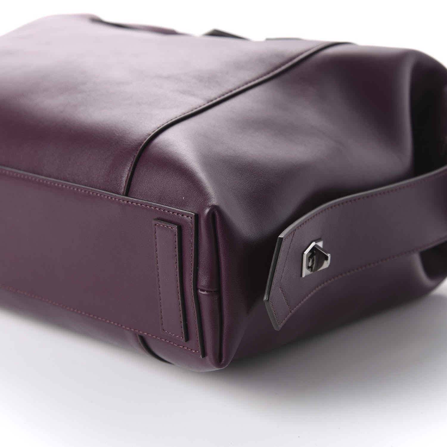 Givenchy Smooth Calfskin Medium Soft Antigona Aubergine 7 of 9