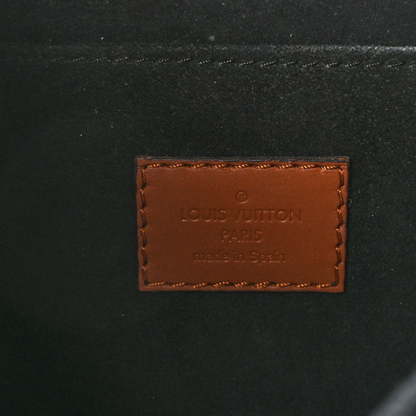 Reverse Monogram Dauphine MM