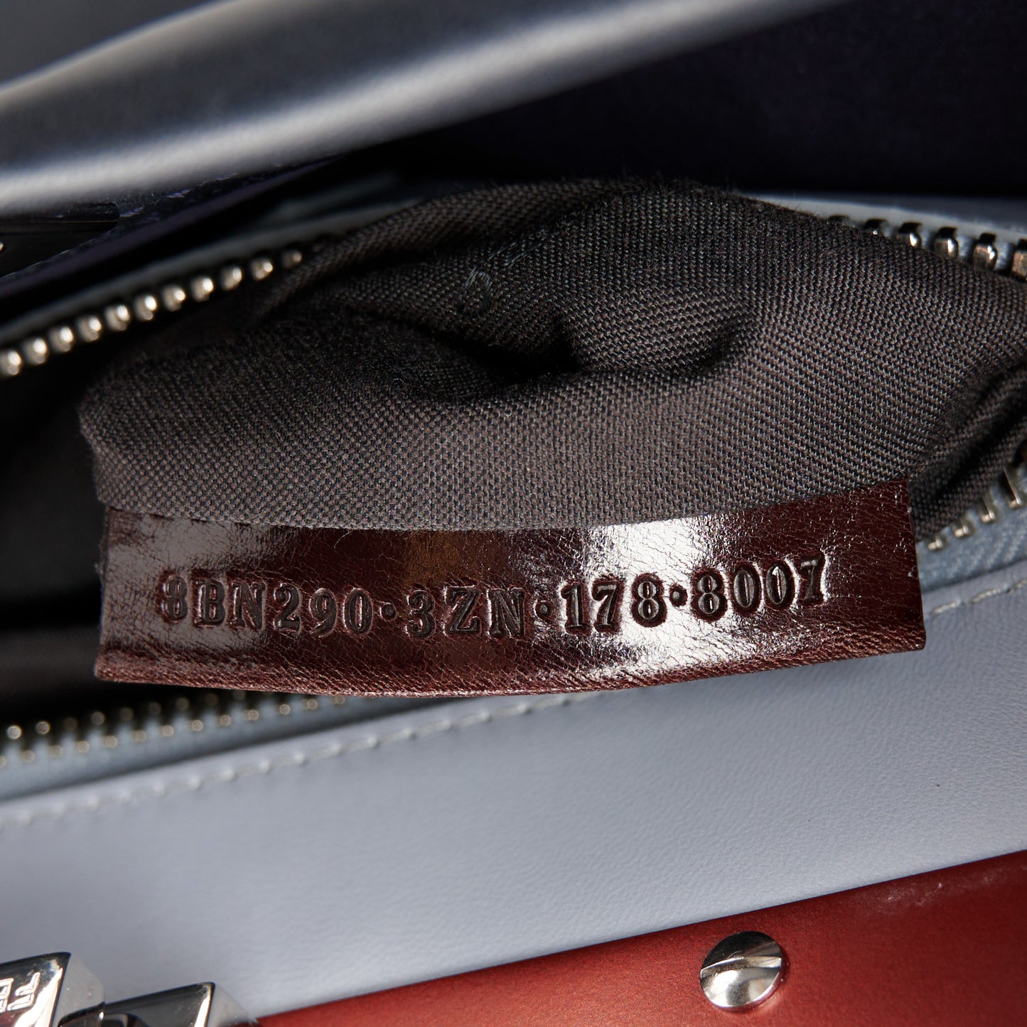 Vitello Seta Shiny Nappa Medium Peekaboo Iconic Satchel Blue Notte Ardesia