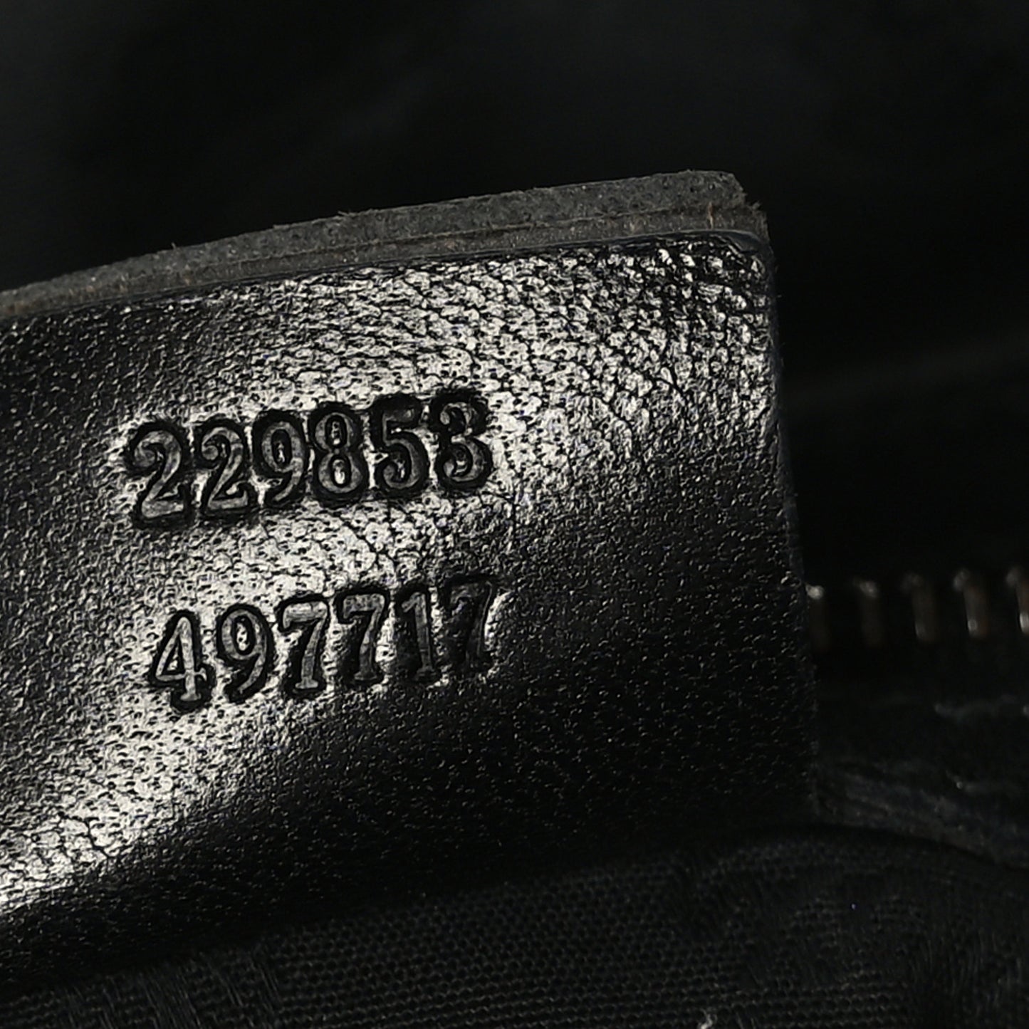 Imprime Monogram Medium Joy Stud Boston Black