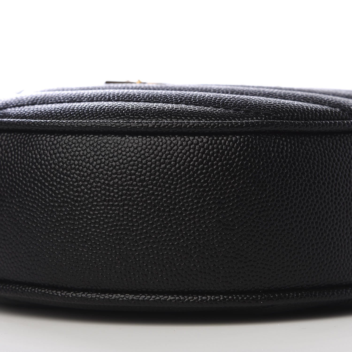 Saint Laurent Grain De Poudre Matelasse Chevron Quilted Round Vinyle Camera Bag Black 6 of 8