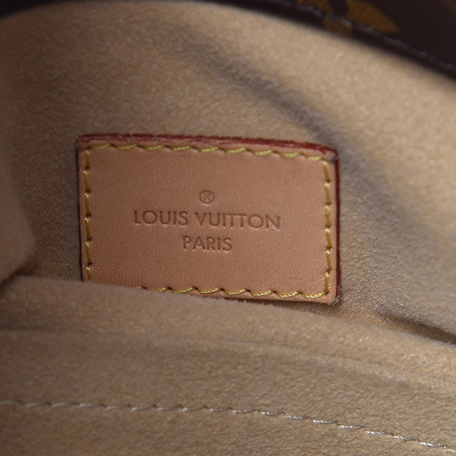 Louis Vuitton Monogram Artsy MM 6 of 19