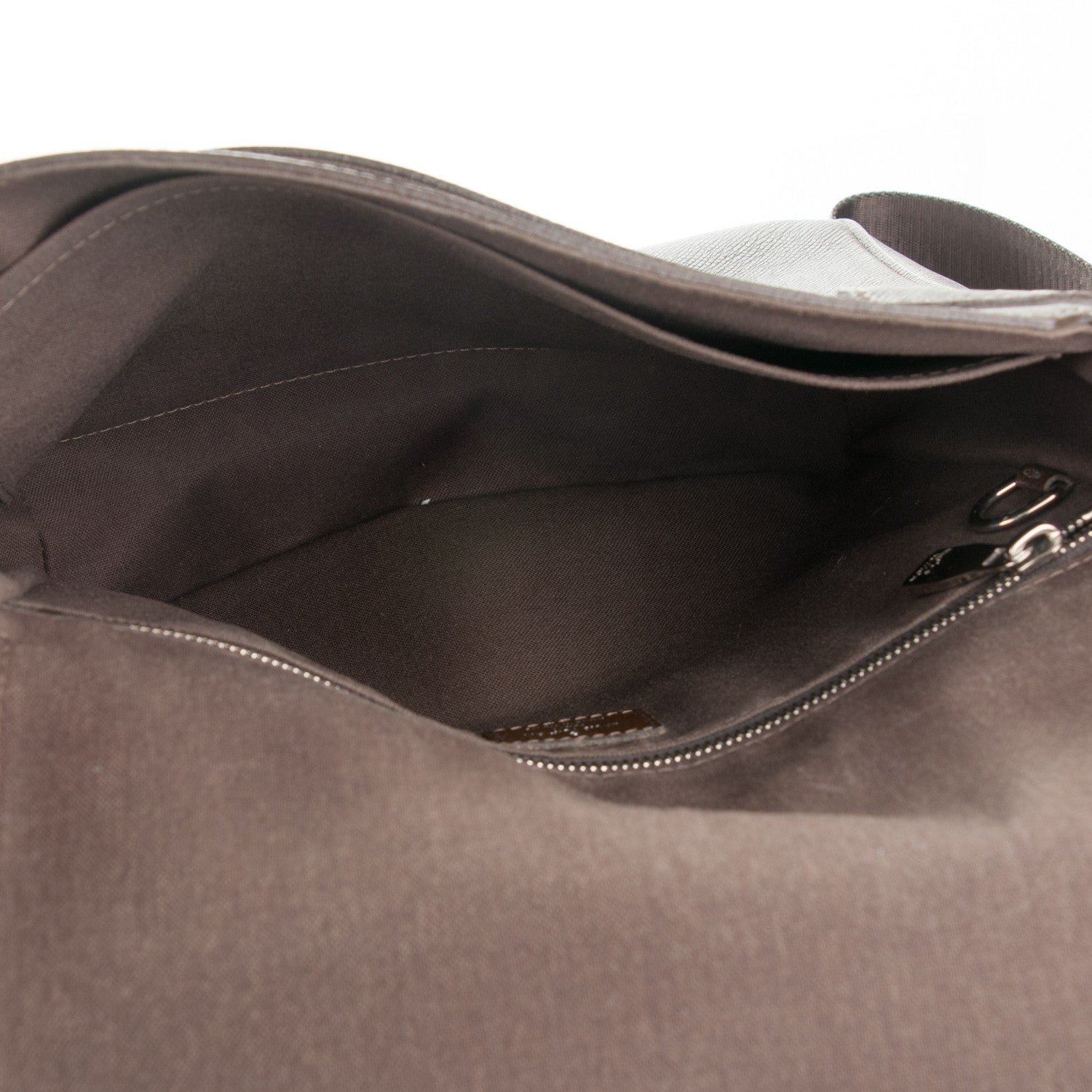 Louis Vuitton Taiga Roman PM Messenger Grizzli 5 of 7