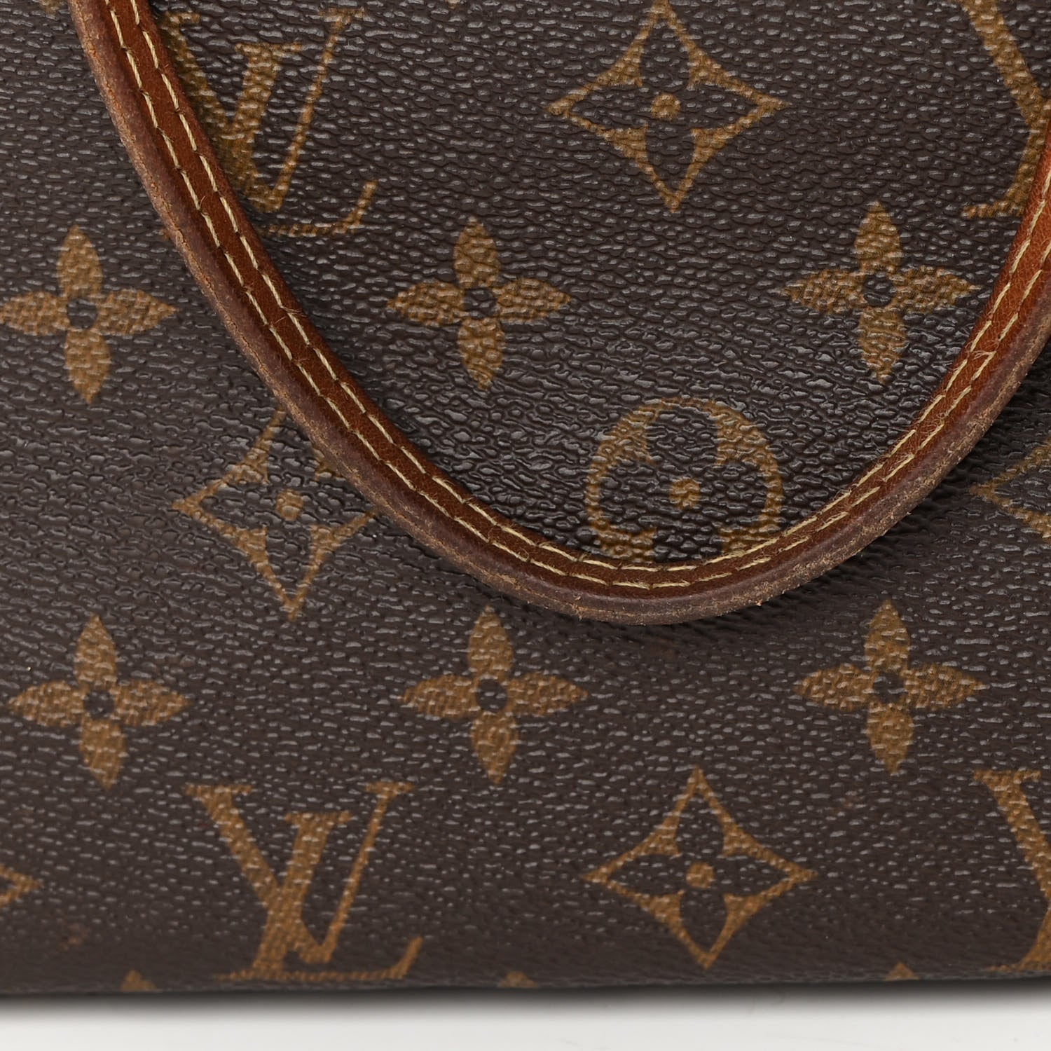 Louis Vuitton Monogram Neverfull MM 22 of 23