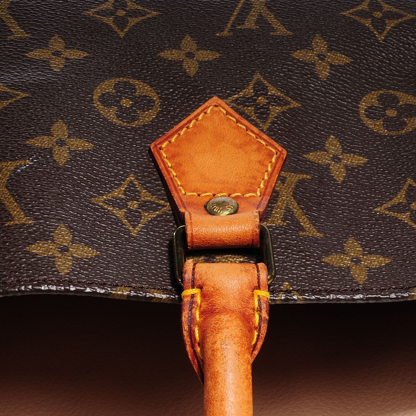 Monogram Sac Plat