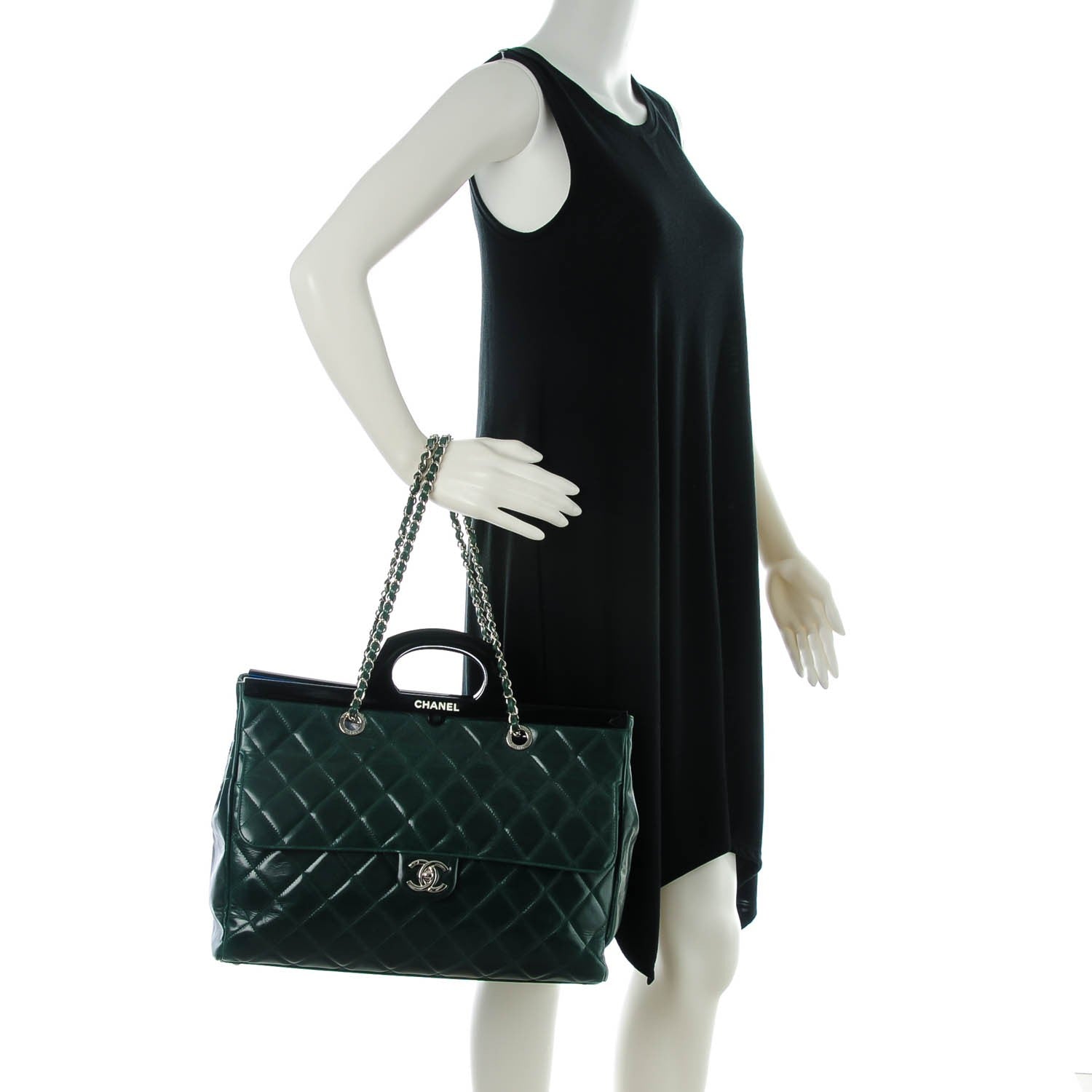 Chanel Glazed Calfskin Quilted Large CC Delivery Tote Green 2 of 7