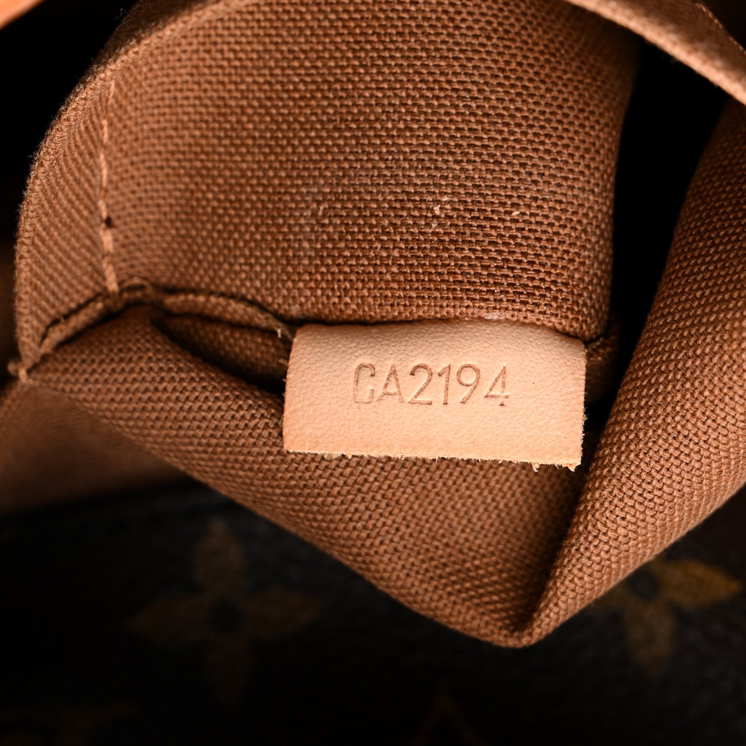 Louis Vuitton Monogram Sully MM 7 of 10