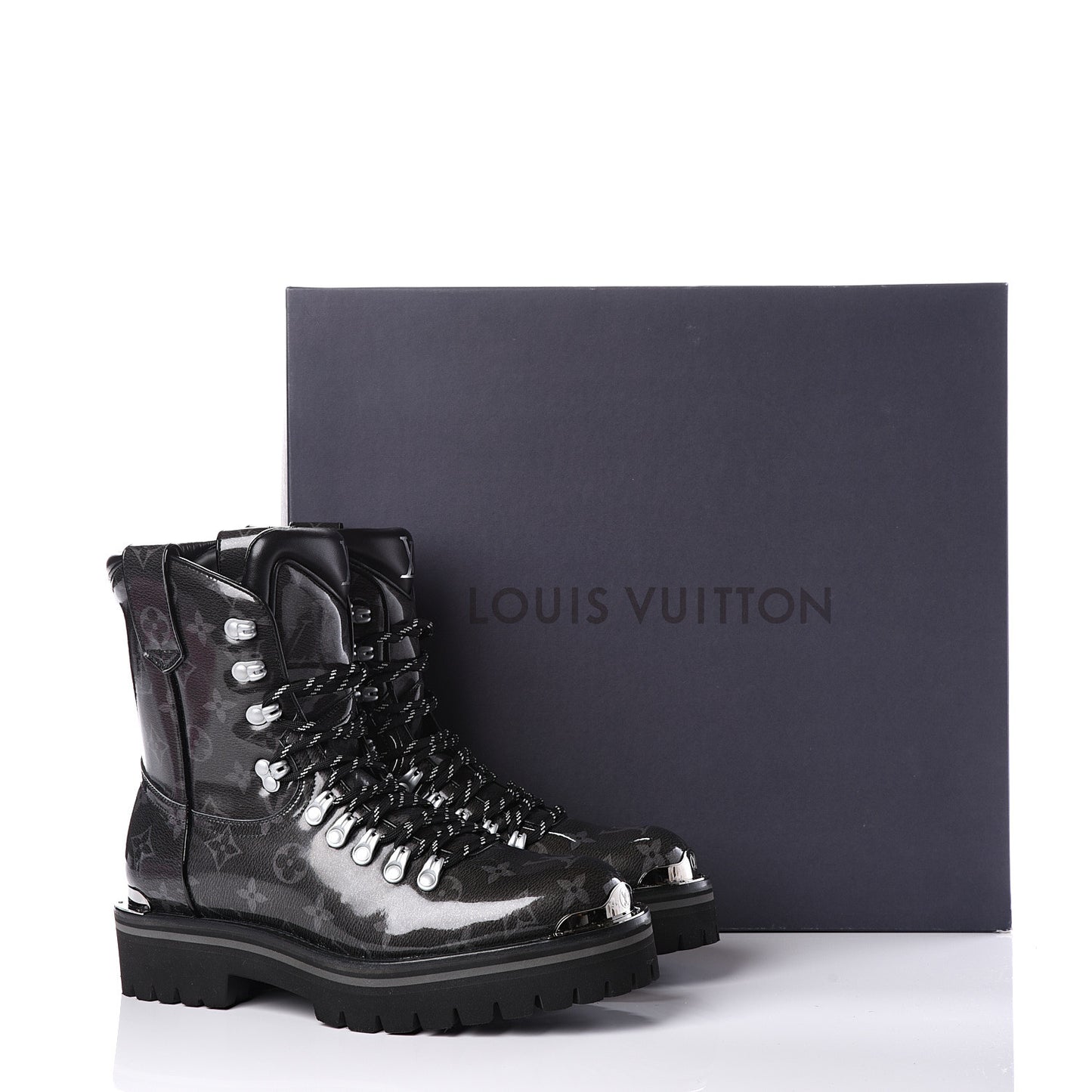 Monogram Eclipse Glaze Mens Outland Ankle Boots 5