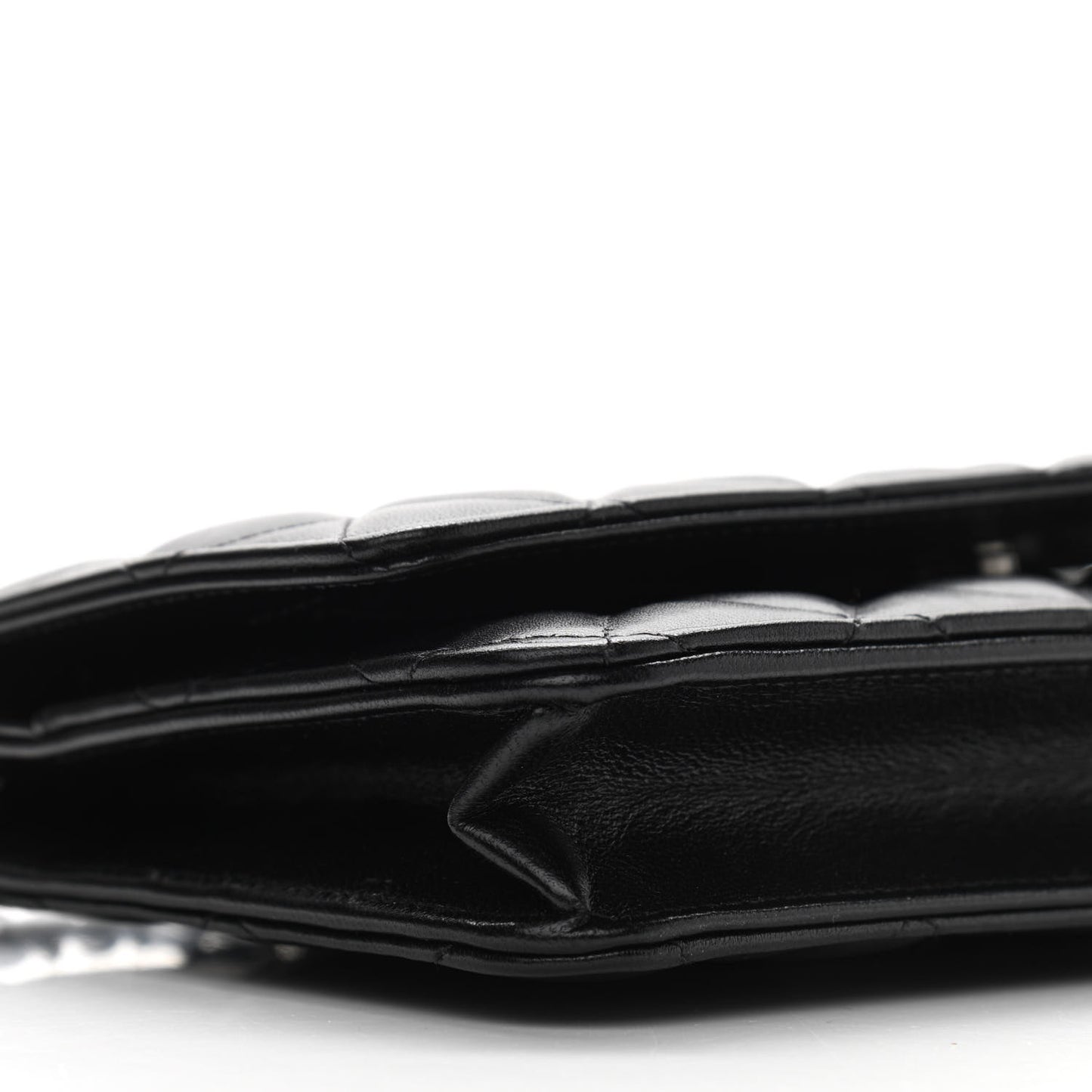 Lambskin Quilted Wallet On Chain WOC So Black