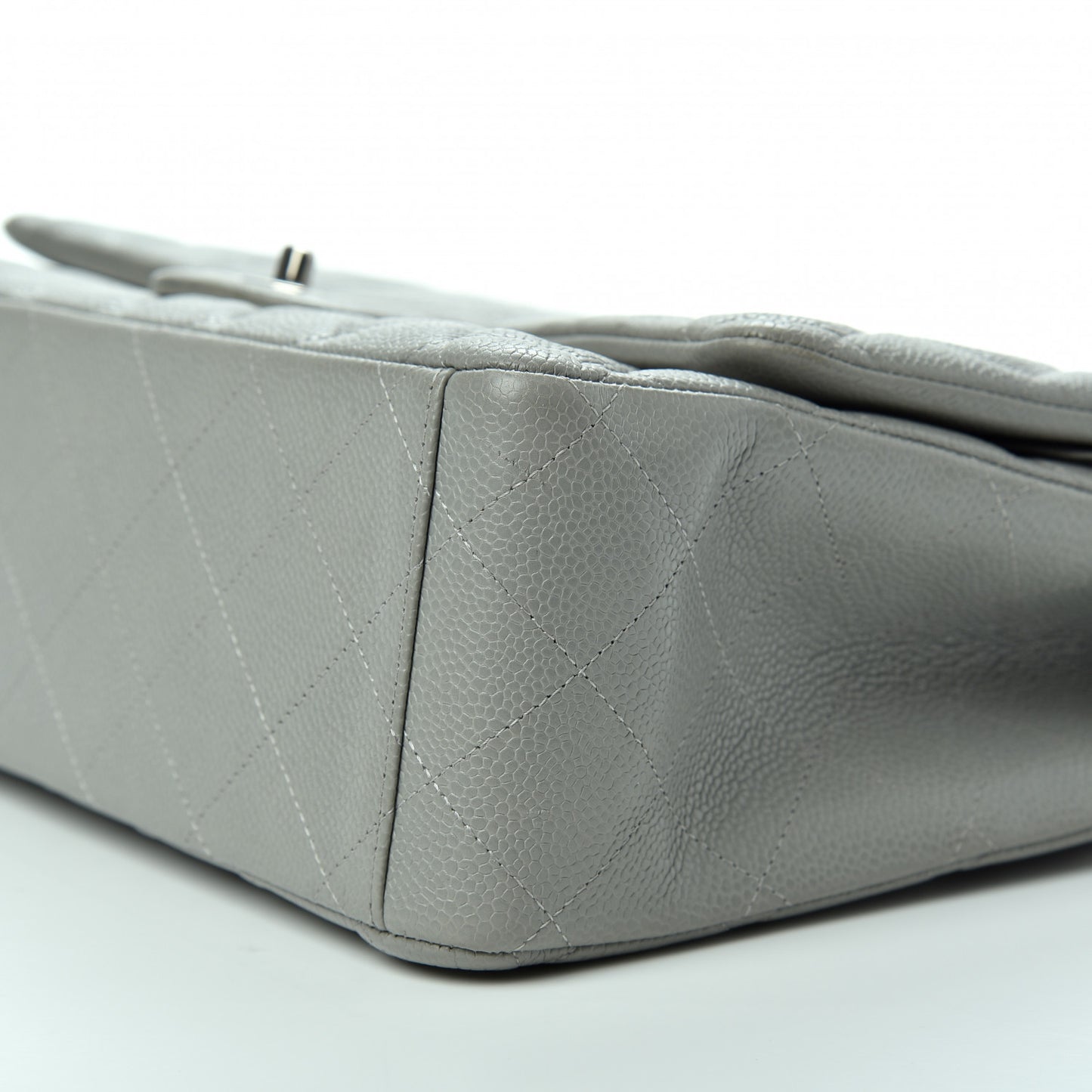Caviar Quilted Maxi Double Flap Light Grey