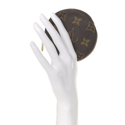 Louis Vuitton Monogram Round Coin Purse 2 of 7