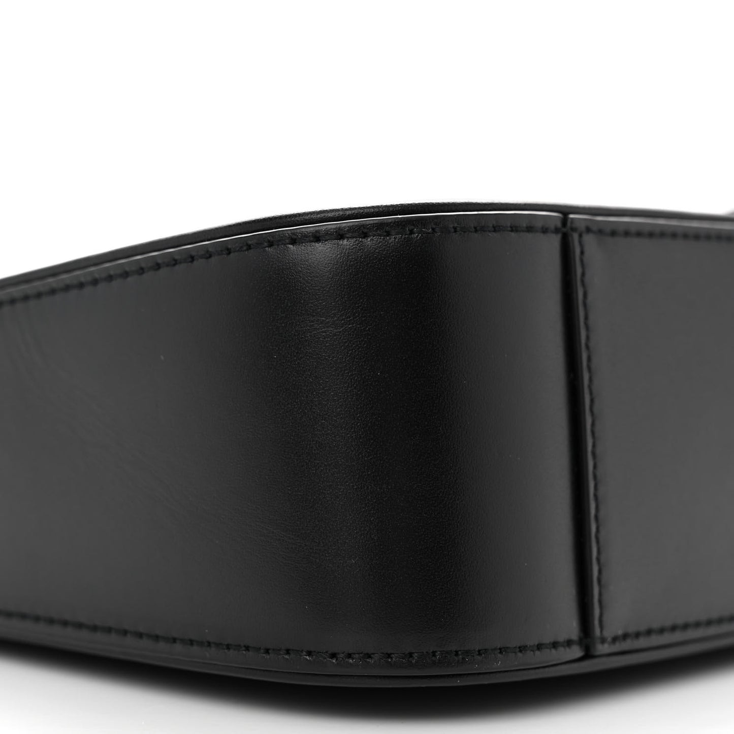 Smooth Calfskin Le 5 A 7 Hobo Black