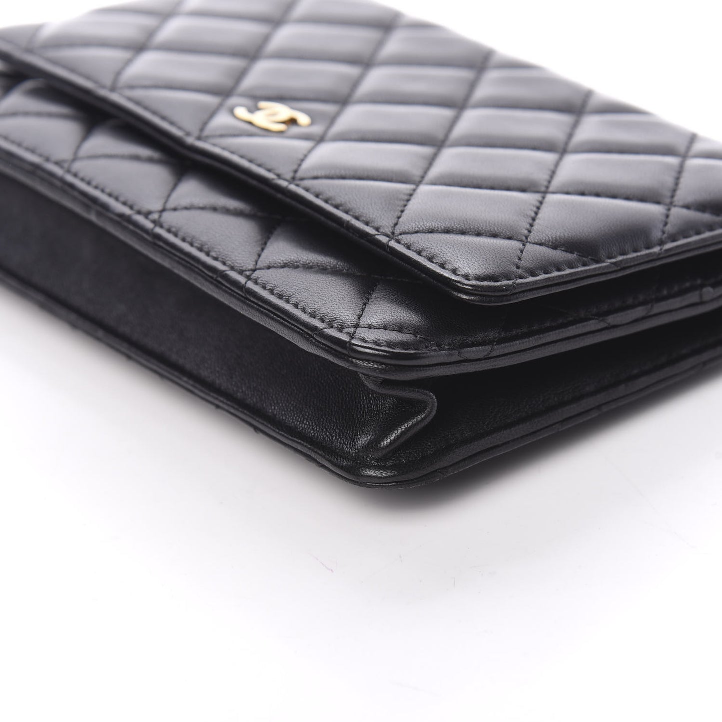 Lambskin Quilted Wallet On Chain WOC Black