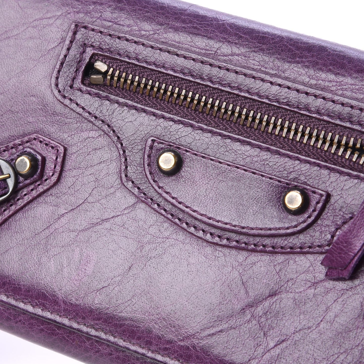 Agneau Classic Hardware Money Wallet Raisin