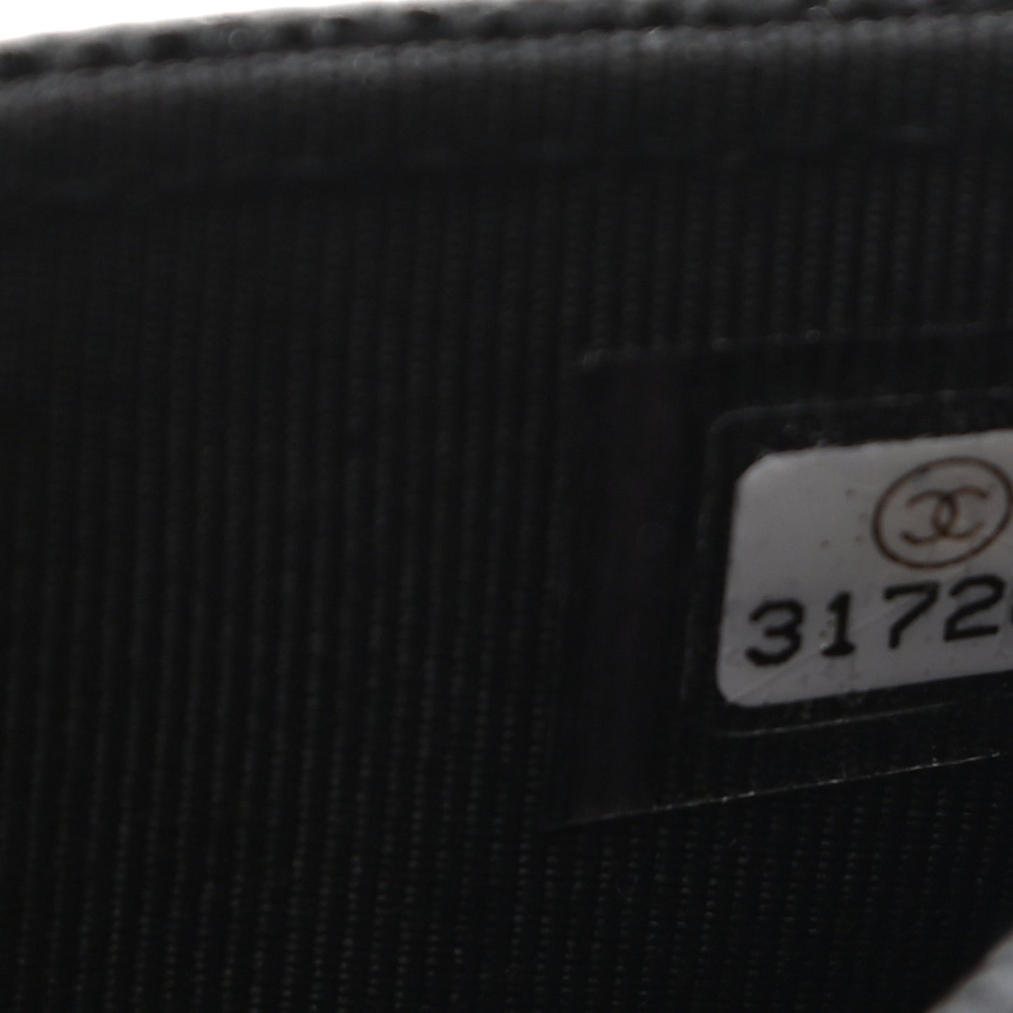 Caviar Quilted Medium Gusset Flap Wallet Black