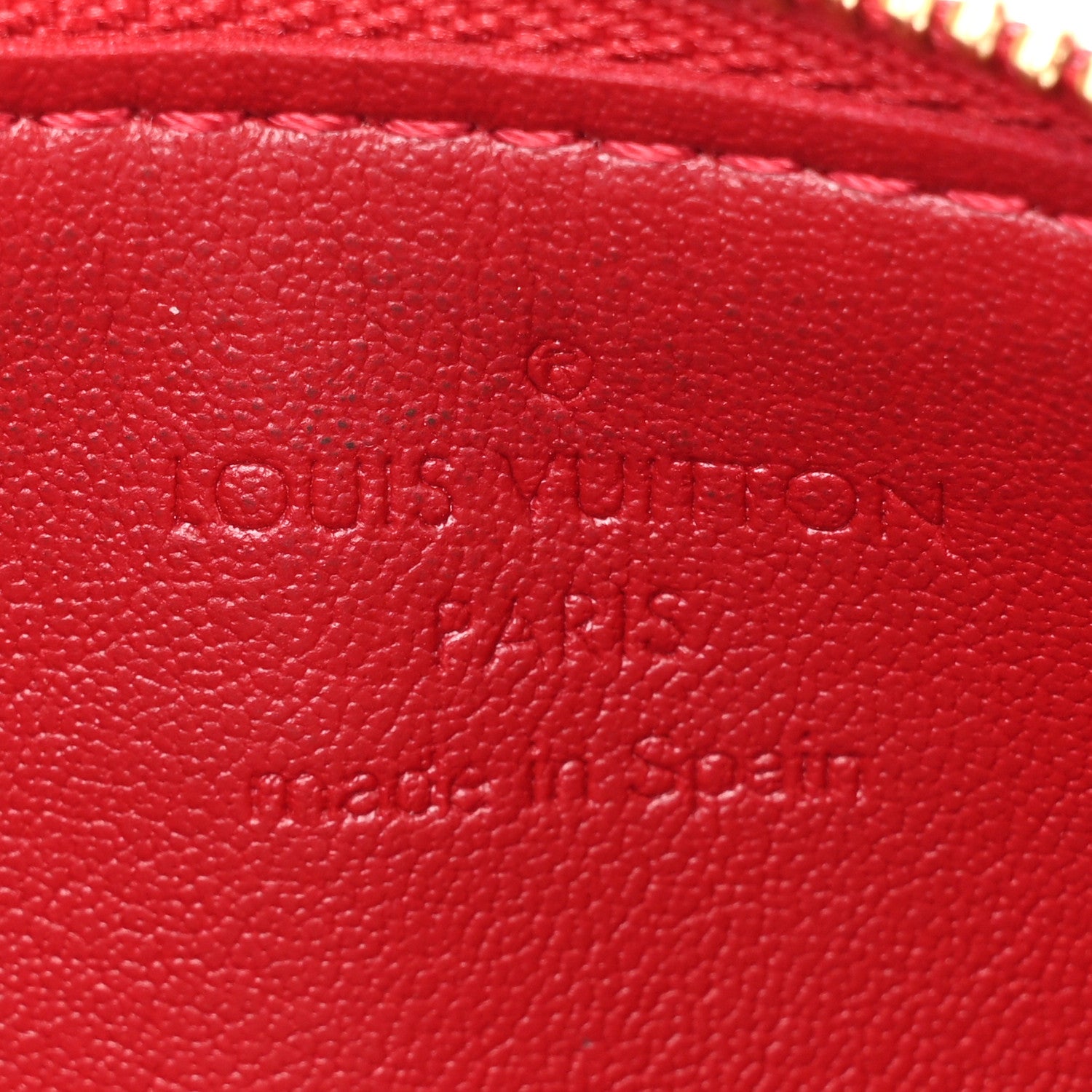 Louis Vuitton Vernis Key Pochette Pomme D'Amour 6 of 10