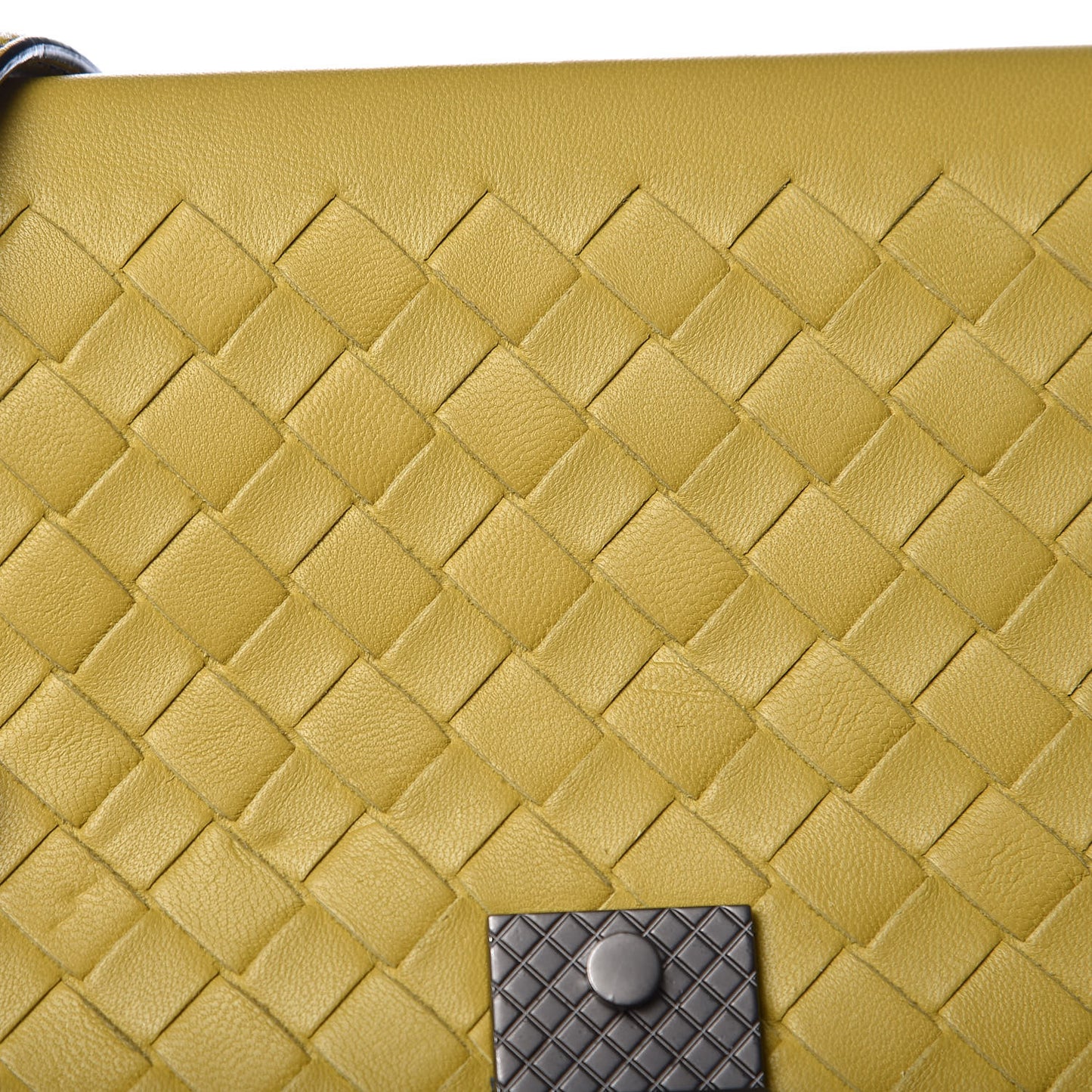 Nappa Intrecciato Chain Wallet Luteous
