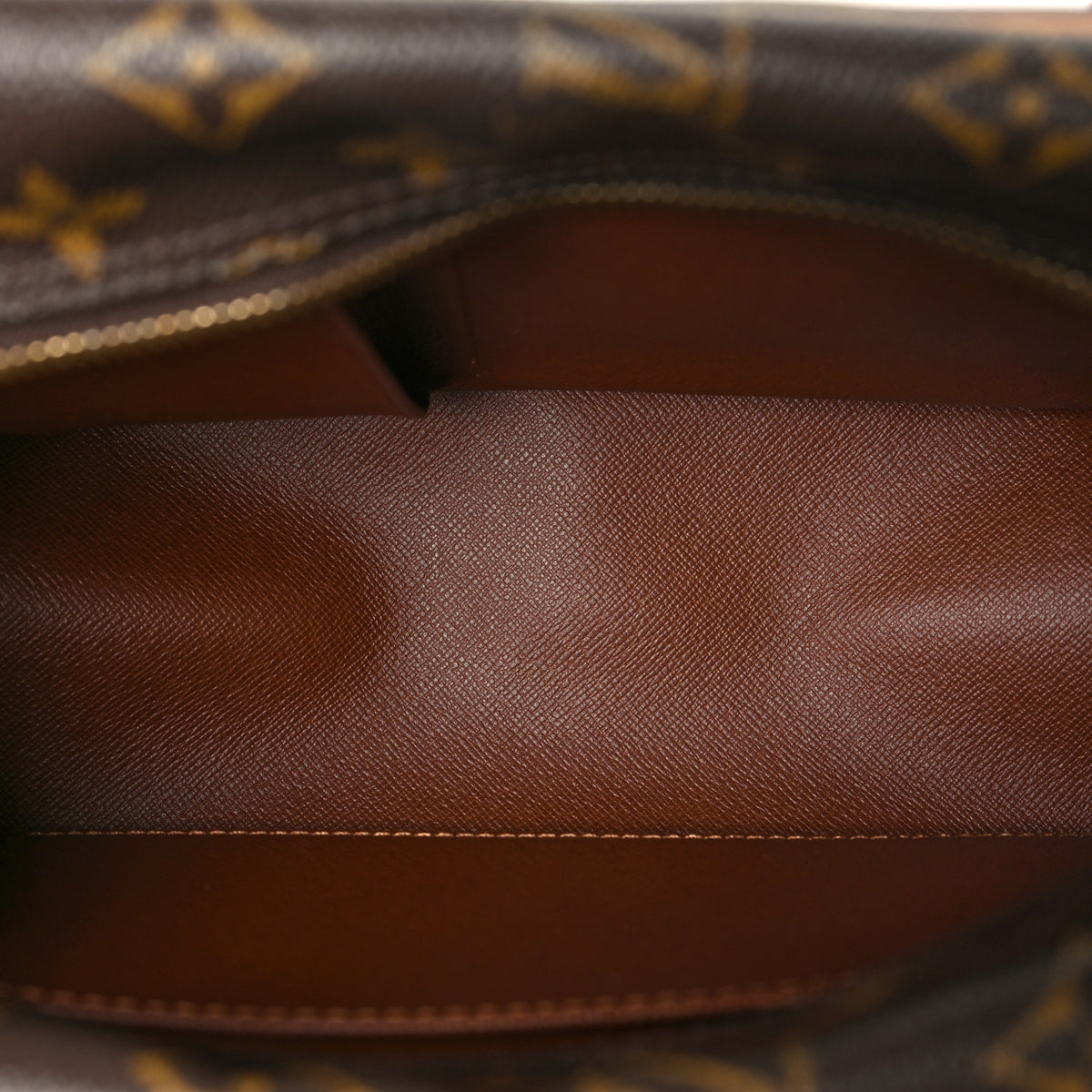 Louis Vuitton Monogram Cite MM 5 of 9
