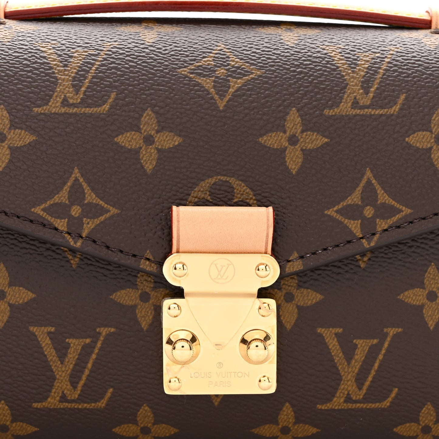 Monogram Pochette Metis East West