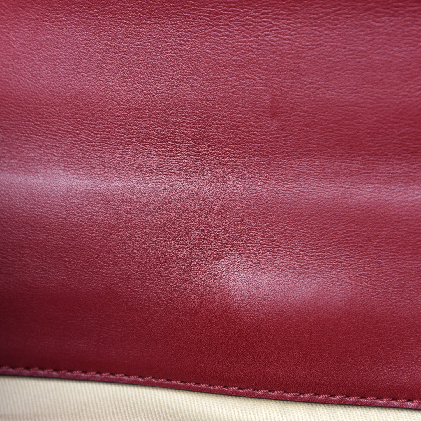 Patent Large Glam Lock Rockstud Flap Red