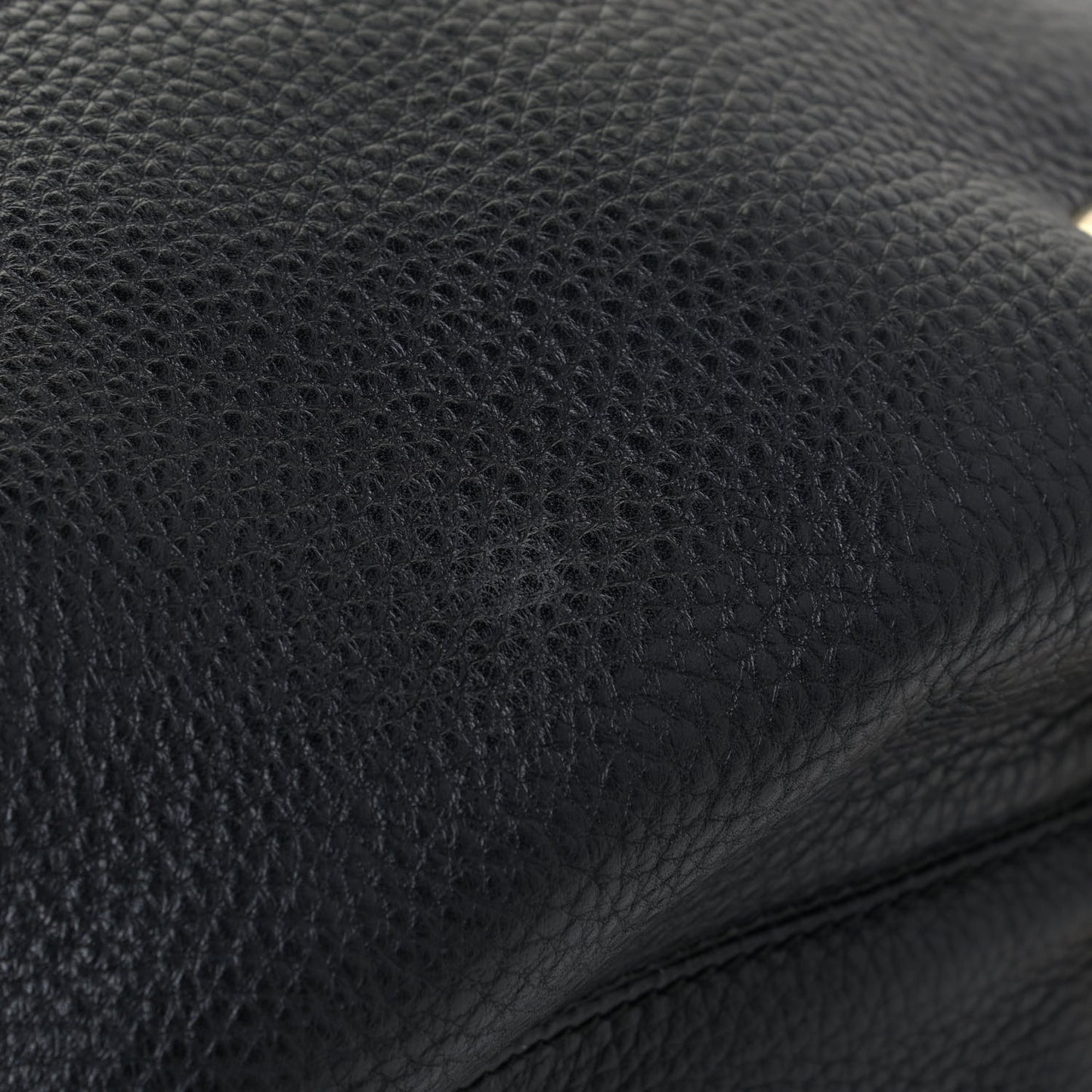 Pebbled Calfskin Medium Soho Chain Shoulder Bag Black
