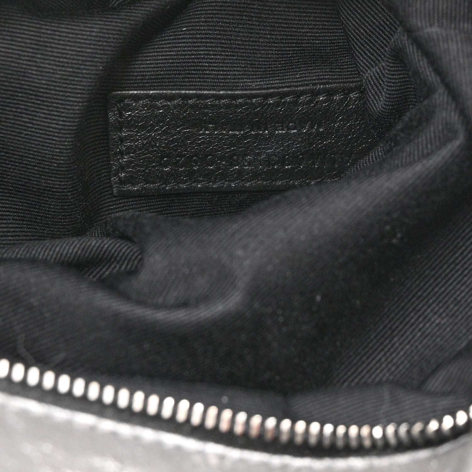 Saint Laurent Crinkled Calfskin Matelasse Monogram Medium Niki Chain Satchel Fog 7 of 11